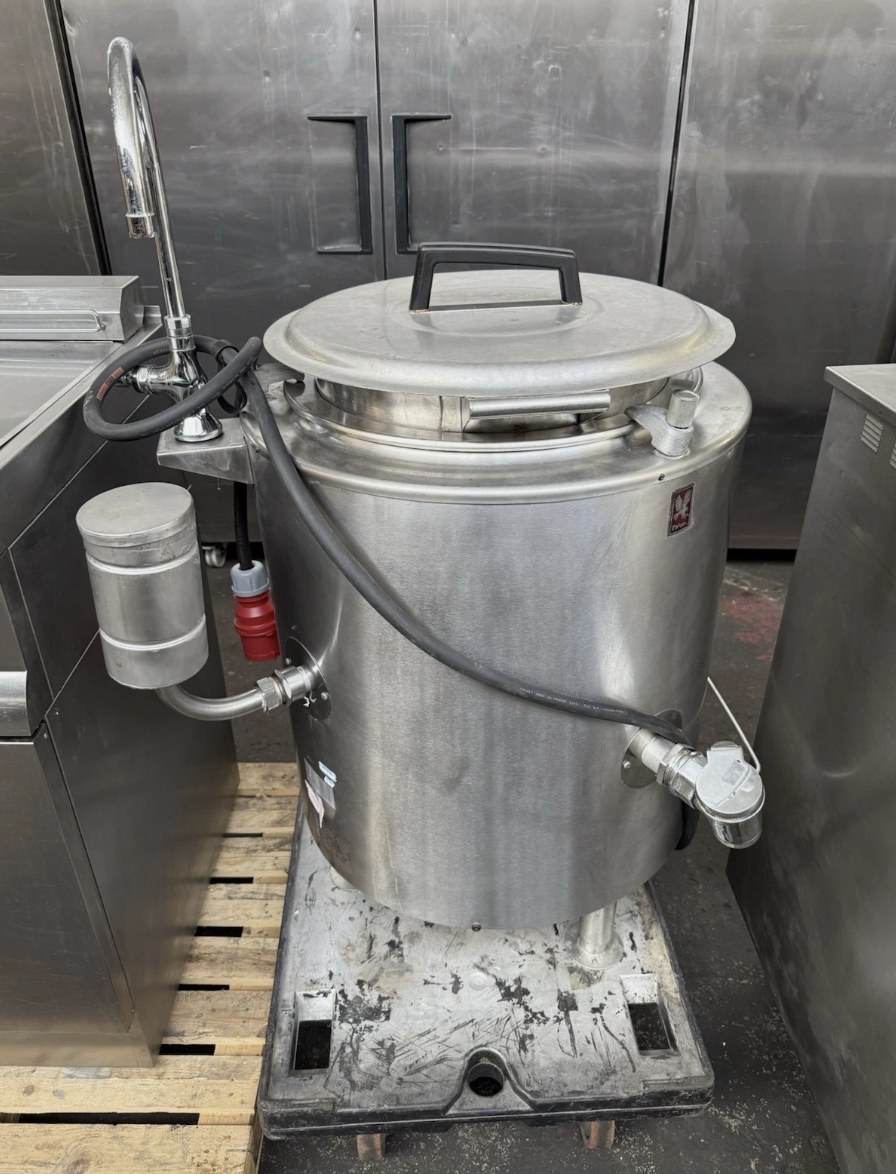 Falcon Large Electric Boiling Kettle