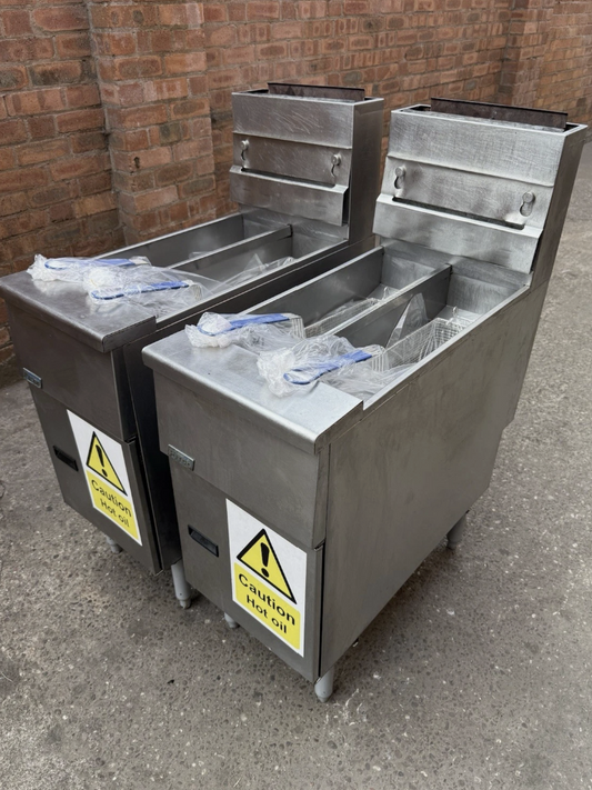 PITCO SG14T TWIN TANK GAS FRYER