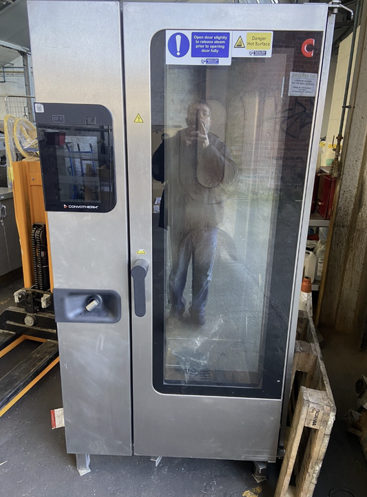 Convotherm Gas Combi Oven – 20 Grid with Roll-In Trolley