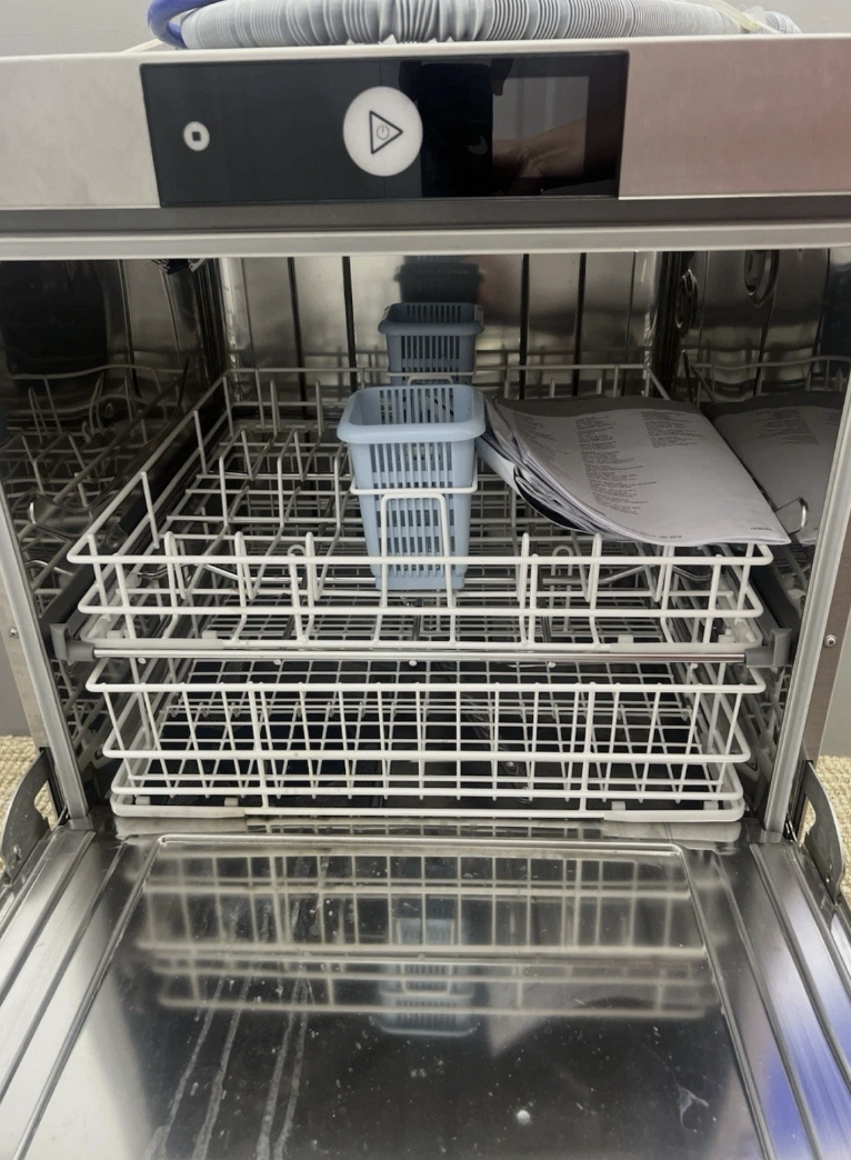 Hobart Cares 10B Dishwasher