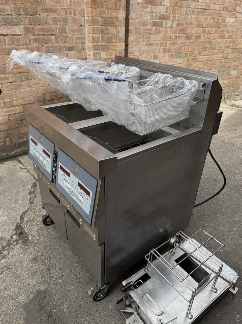 HENNY PENNY LOV TWIN TANK – 4 BASKET ELECTRIC FRYER