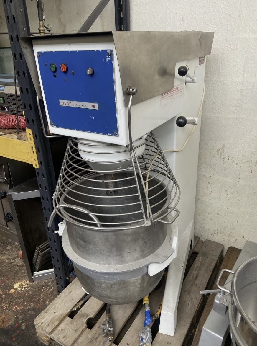 Bear Varimixer R100 Dough Mixer – 100 Quart