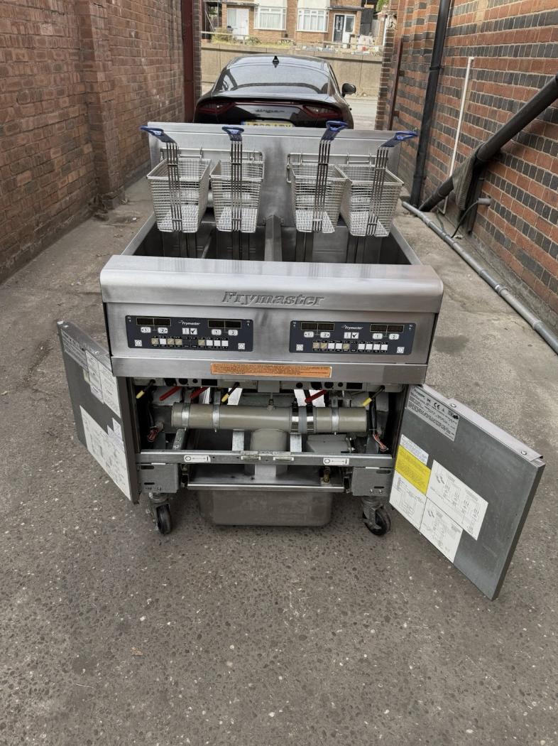 FRYMASTER TWIN TANK – 4 BASKET ELECTRIC FRYER