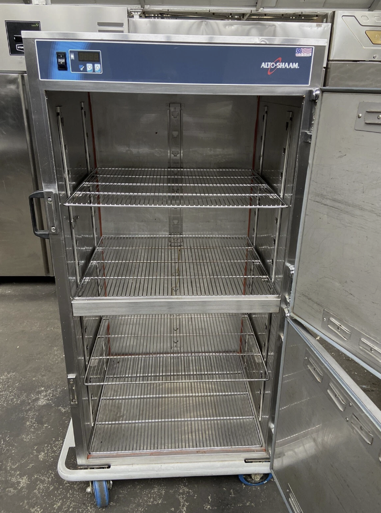 Alto-Shaam 1000-BQ2/96 Twin Door Banquet Cart – Holding Cabinet