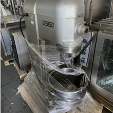 HOBART H-600 60QT DOUGH MIXER