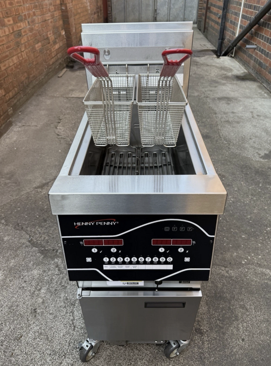 HENNY PENNY EVOLUTION ELITE TWIN BASKET ELECTRIC FRYER