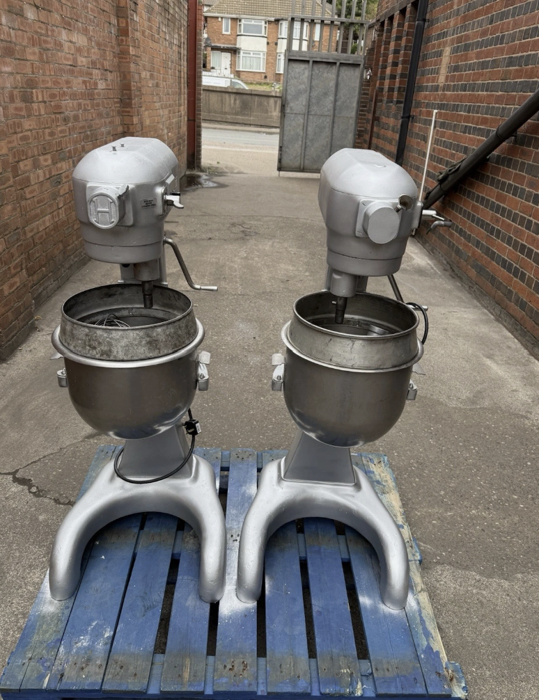 GENUINE HOBART 20QT DOUGH MIXER (TALL BOY)