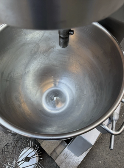 Hobart H-600 Dough Mixer – 60 Quart