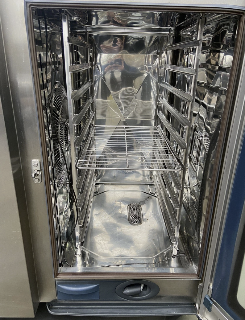 Rational  SCCWE 101E COMBI OVEN (10 GRID) WITH UG2 STAND