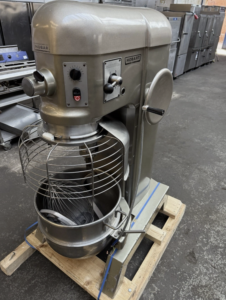HOBART H-600 DOUGH MIXER – 60 QUART (2015 MODEL)
