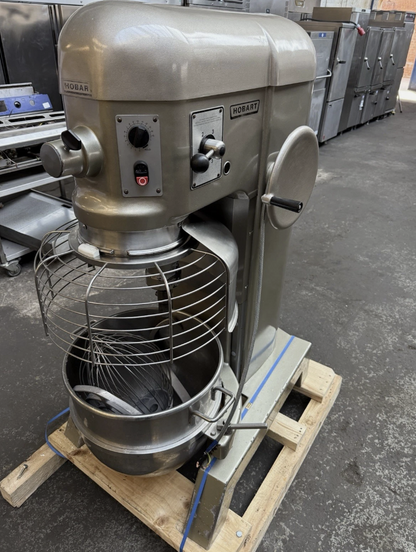 HOBART H-600 DOUGH MIXER – 60 QUART (2015 MODEL)