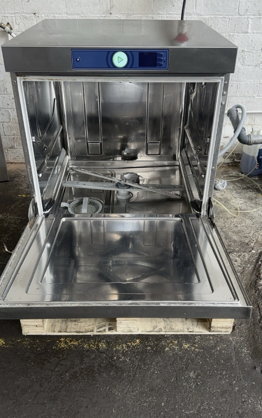 HOBART UNDER-COUNTER DISHWASHER