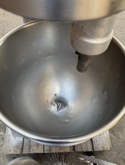 Hobart H-600 Dough Mixer – 60 Litre