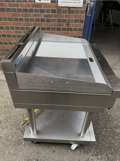 Blue Seal Gas Chargrill – 90cm with Stand