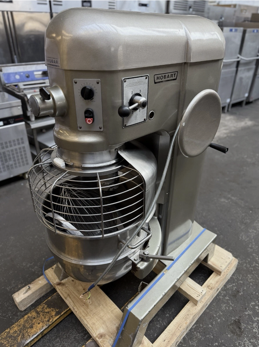 HOBART H-600 DOUGH MIXER – 60 QUART (2015 MODEL)