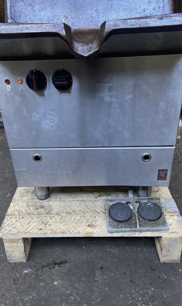 Falcon G2962 Electric Tilting Bratt Pan