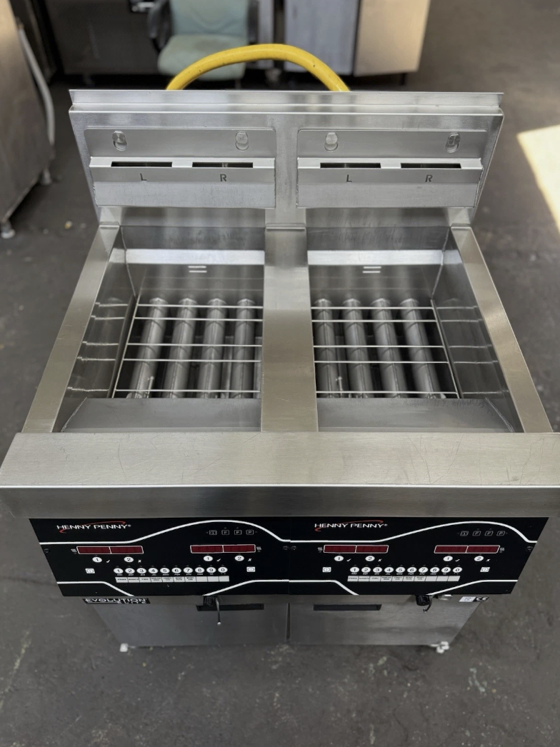 Henny Penny Evolution Elite Twin tank LPG Gas Fryer – 4 Basket
