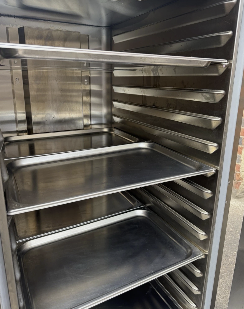 Tournus Humidified Heated Holding Cabinet