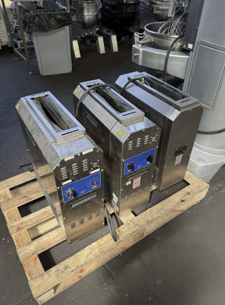 PRINCE CASTLE DCFT-BKCE VERTICAL BUN TOASTERS – X3