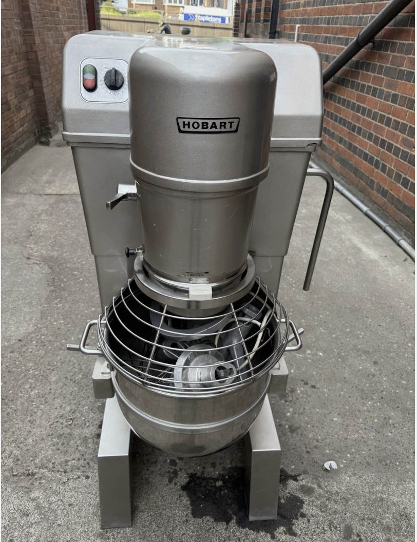 HOBART HSM40 DOUGH MIXER – 40 QUART